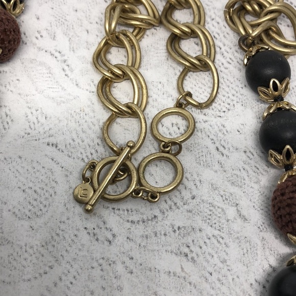 LIZ Claibrone chunky chain long statement beaded necklace - Picture 3 of 5